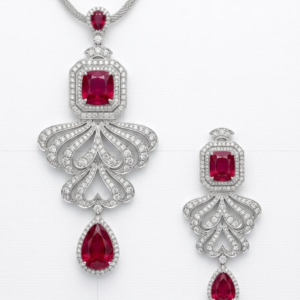 Aurevella Veloura Ruby Elegance Set